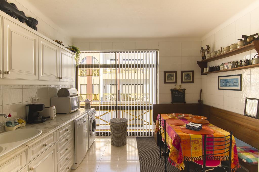 Apartmento Praia Da Dona Ana Lagos Habitación foto