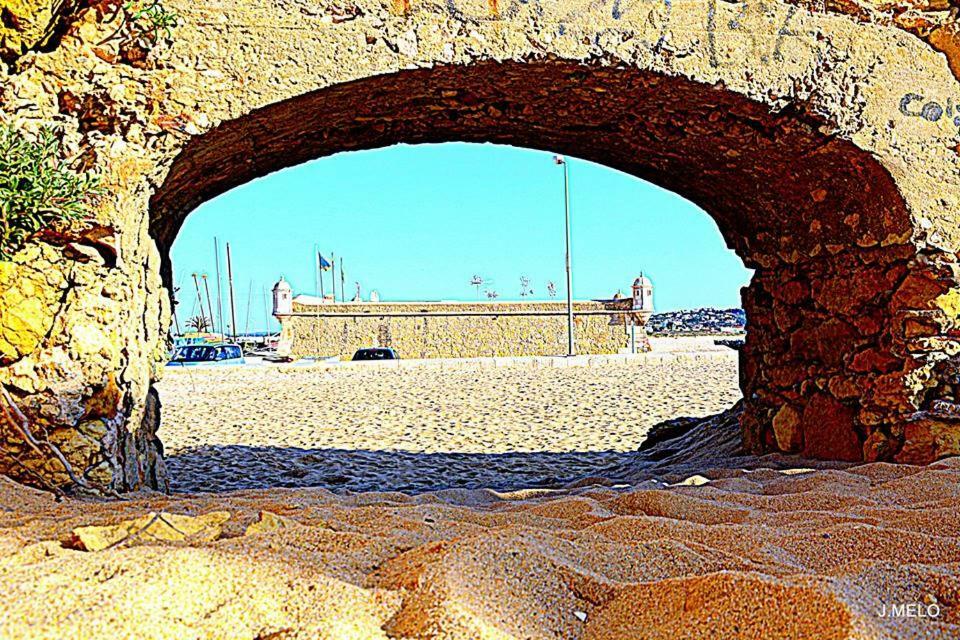 Apartmento Praia Da Dona Ana Lagos Exterior foto